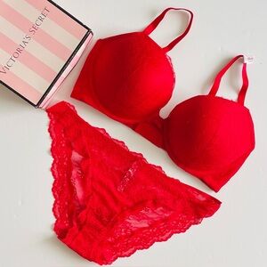 38DD XXL Victoria’s Secret red lace bra set